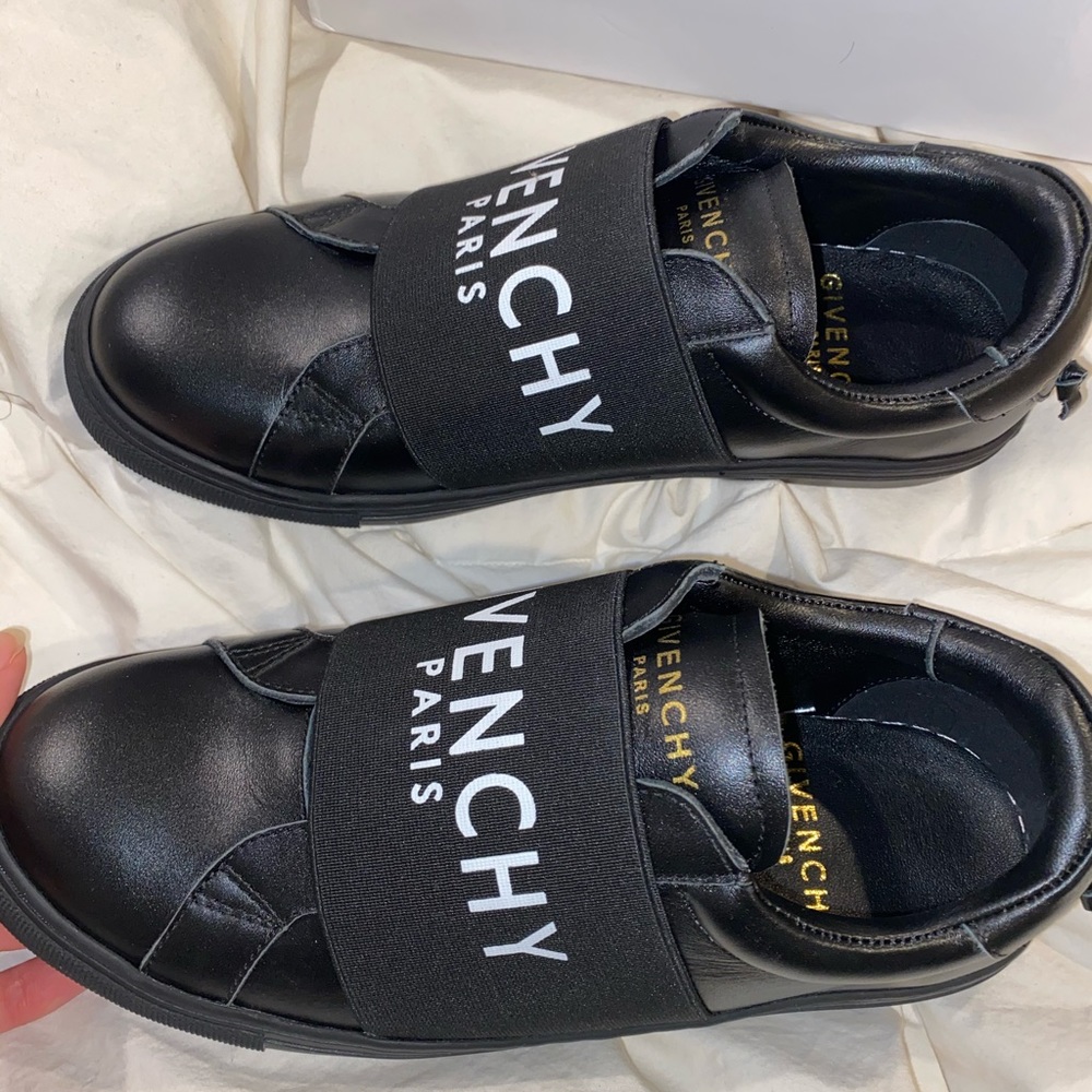 Givency shoes